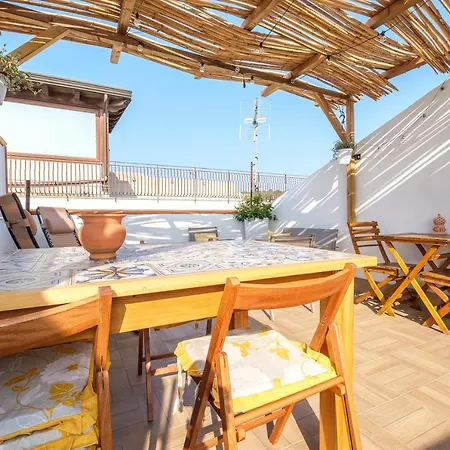 Holiday home Mira Casa Spadafora